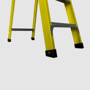 ESCALERA TIPO TIJERA DOBLE ACCESO EN FIBRA DE VIDRIO